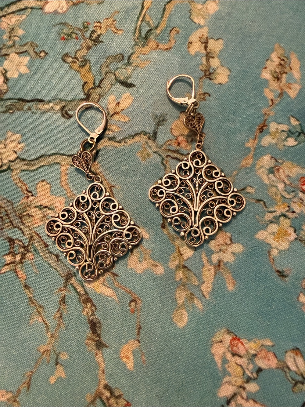 Silver Filigree Dangle Earrings - Elegant Women's Jewelry 1.25 in